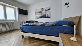 B&B-Drago-48-OltreilColle-Camera-Blu.jpg